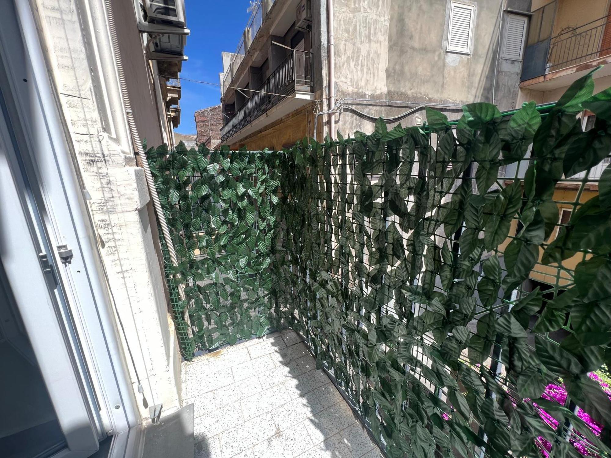 Leoscar Apartment In Catania Center Self Check-In Exterior photo